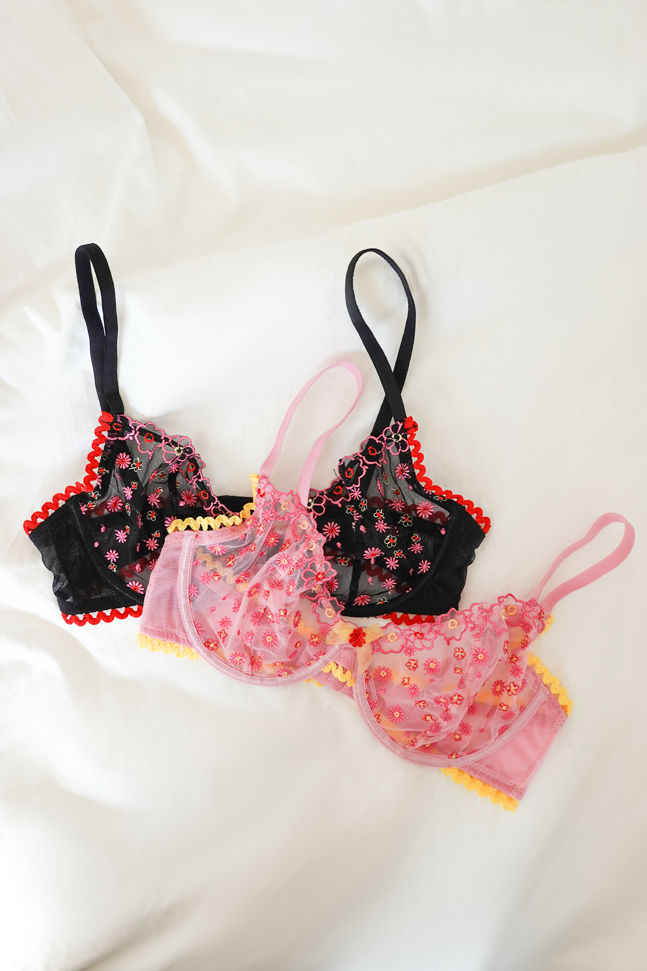 vibrant lingerie colors, moxy lingerie store