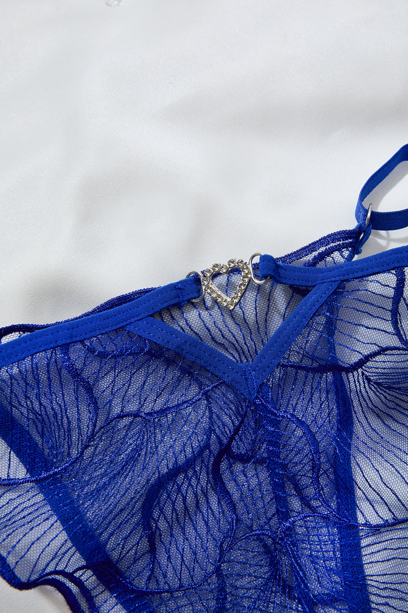 Sapphire blue lace lingerie set for women
